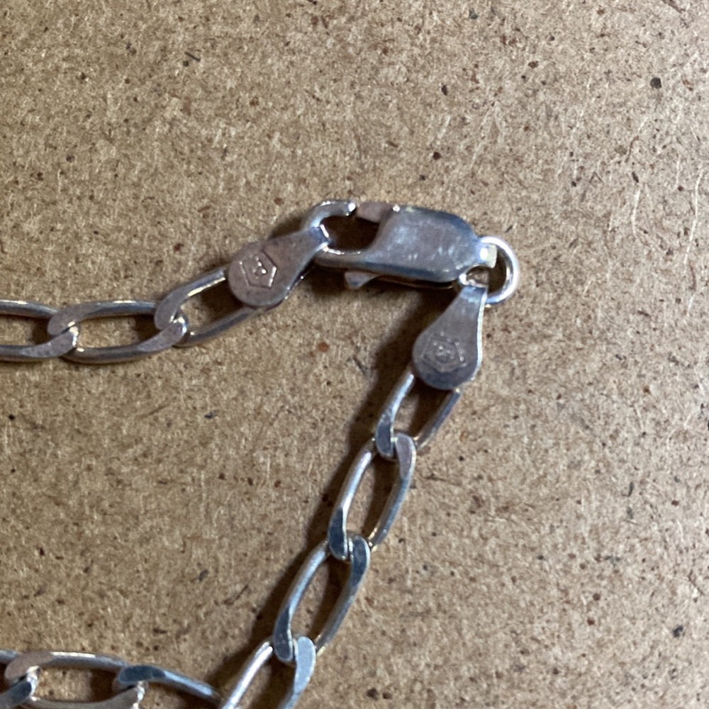 6.5 inch sterling silver bracelet - Picture 2 of 6